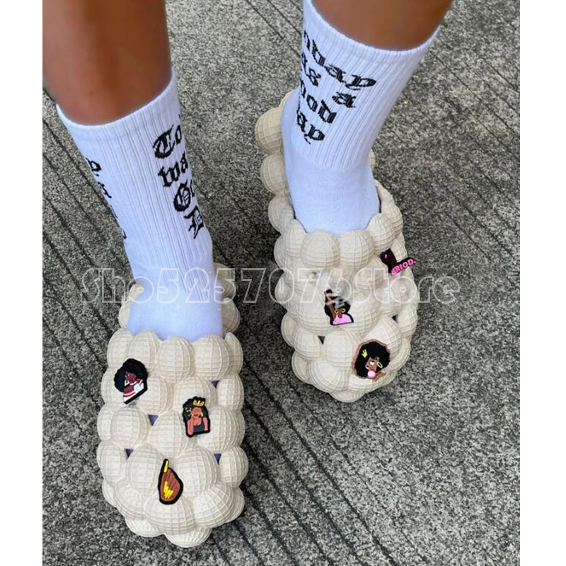 High Quality Bubble Ball Slippers Girl Rhinestone Pendant Designer Slides Ladies Creative Flat Slippers Adult Sandals Beach Shoe