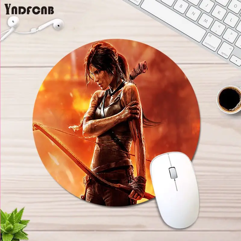 Śmieszne Lara Croft Tomb Raider antypoślizgowe trwałe silikonowe maty komputerowe antypoślizgowe Laptop PC podkładka pod mysz mata do gier podkładka pod mysz