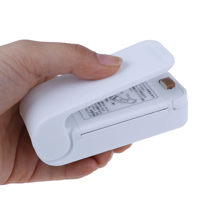 1pc Mini Portable Sealer Machine Handheld Food Snacks Packaging Vacuum Plastic Bag Heat vacuum sealer Closing Capper