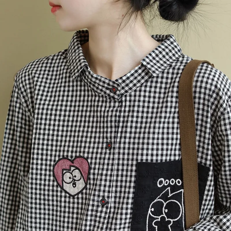 Camisa informal de estilo coreano para mujer, blusa de gran tamaño con bordado de dibujos animados a cuadros Vintage, P1278, 2020