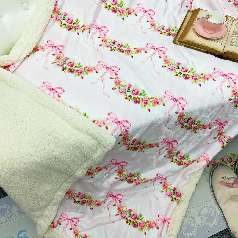 Autumn Winter Single Blanket Fleece Thick Warm Quilt Office Nap Blankets French Classic Printing Velvet Blanket Home Bedding