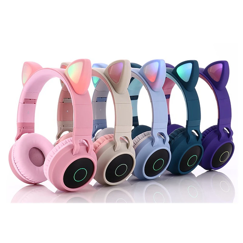 

Cute Cat Earphones Bluetooth Wireless Headphone Flashing Glowing headphones LED light Noise reduction Gaming headphones