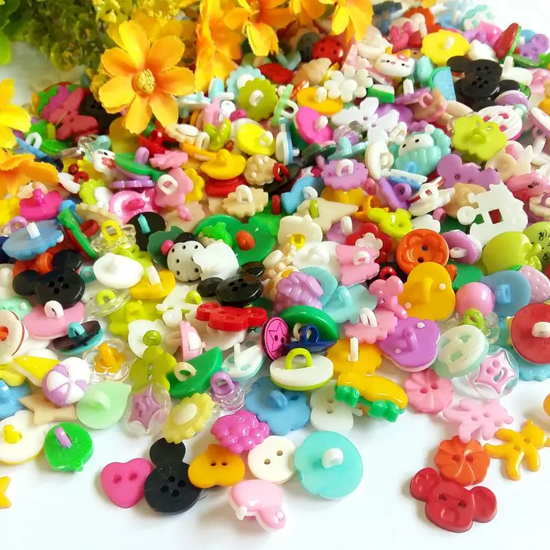 50pcs/lot Mixed Randomly Cartoon kids plastic button for sewing buttons clothes accessories crafts child cartoon button