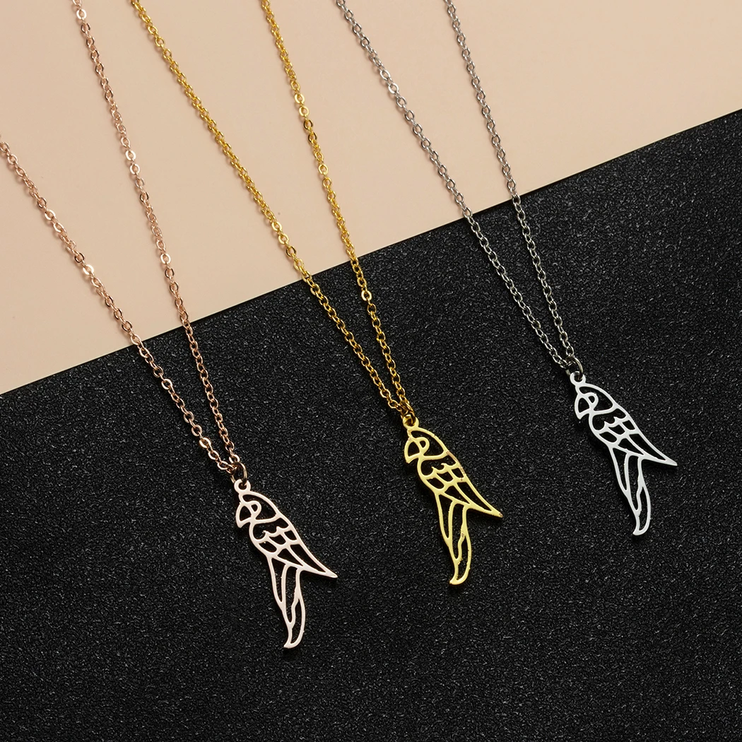 Cxwind Fashion Macaw Parrot Outline Cut Out Shaped Animal Pendant Necklace in Gold Minimalistic Handmade Animal Charm Jewelry