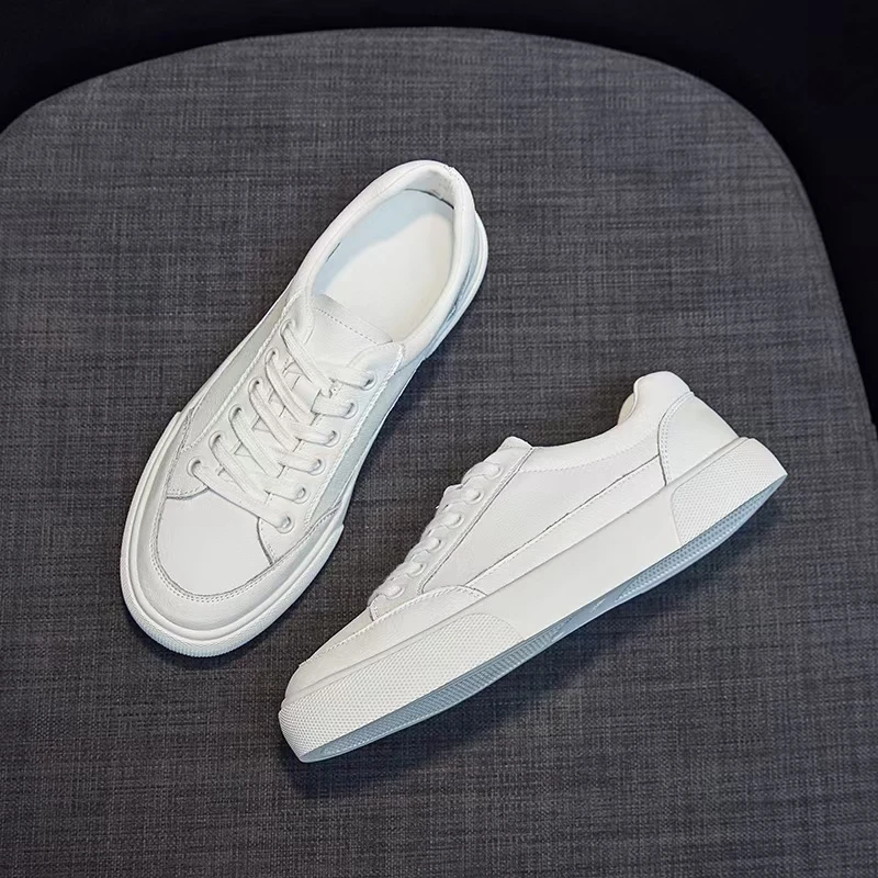 Leather Lady White Leisure Lady Vulcanized Sports Shoes Designer Leather Running Spring and Autumn Thick Soled Shoes Flat Shoes