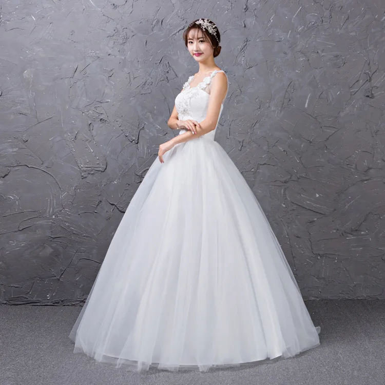 DM-0582 # Robe De Mariée Perceuse En Résine Robe De Bal Blanche Cou De Bateau Pas Cher En Gros Ornements De Fleurs V-cou Dentelle ettes Plus La Taille