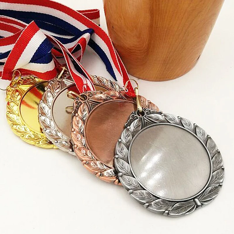 4 Color Blank Medals Gold Color Medal And Silver Color Medal And Branze Color Medal Print for FreeOnThe Blank7.0CM