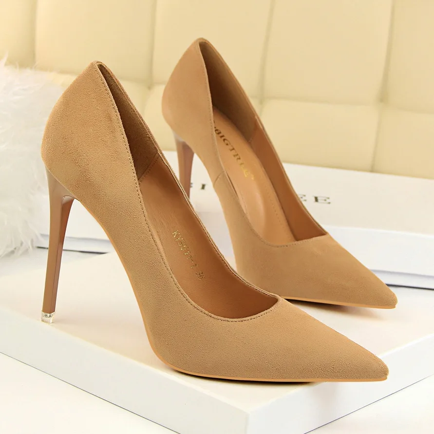 Concise Shallow Ladies Office Shoes 2022 New Soft Flock Pointed Toe Women Pumps Fashion High Heels Red Wedding Bride Shoes Woman