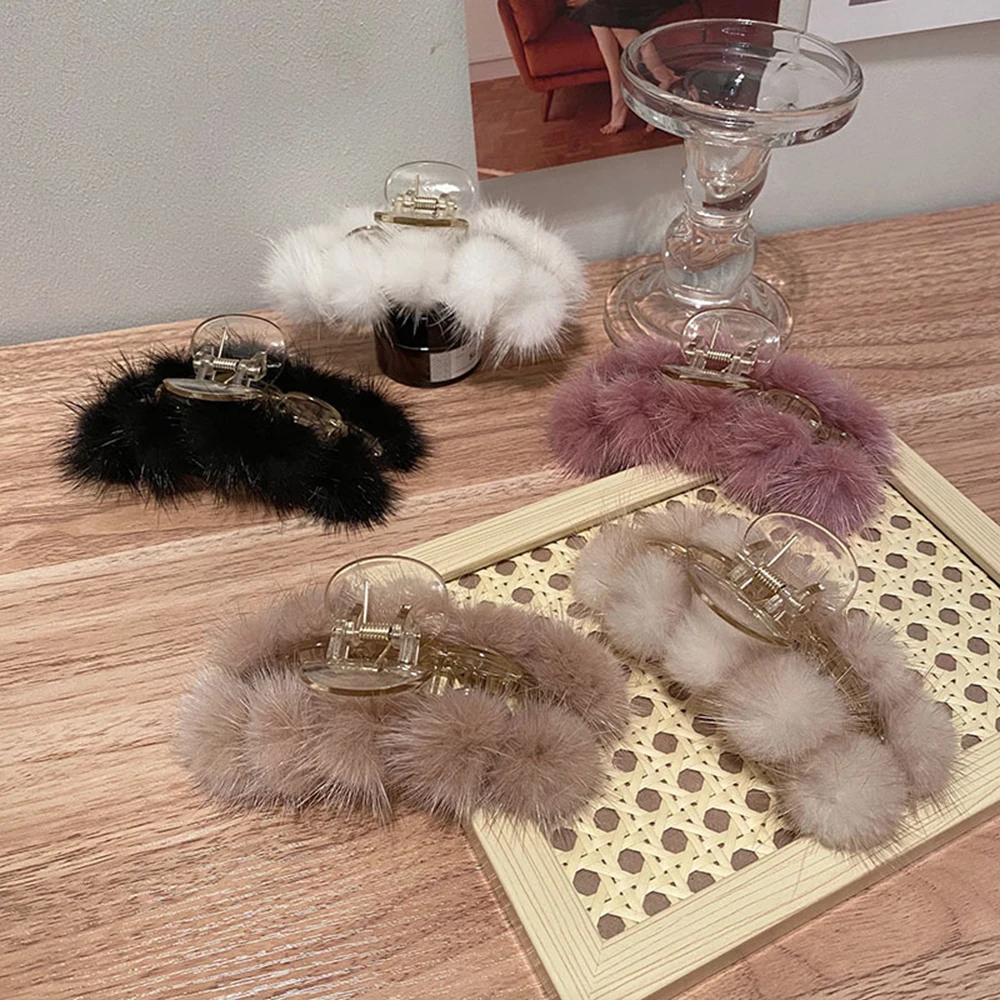 2023 Cute Plush Hair Claw Fur Hair Clip Korean Hair Claws Mink Fur Hair Claw Headband Hairpin Fashion Hair Accessories for Women