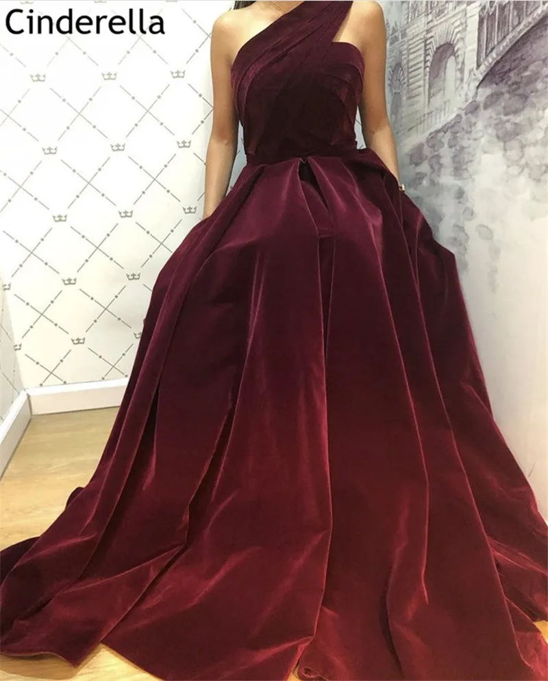 Burgundy Prom Dresses Velvet One Shoulder Sweep Train A-Line Velour Prom Dresses With Zipper Back vestidos de fiesta de noche