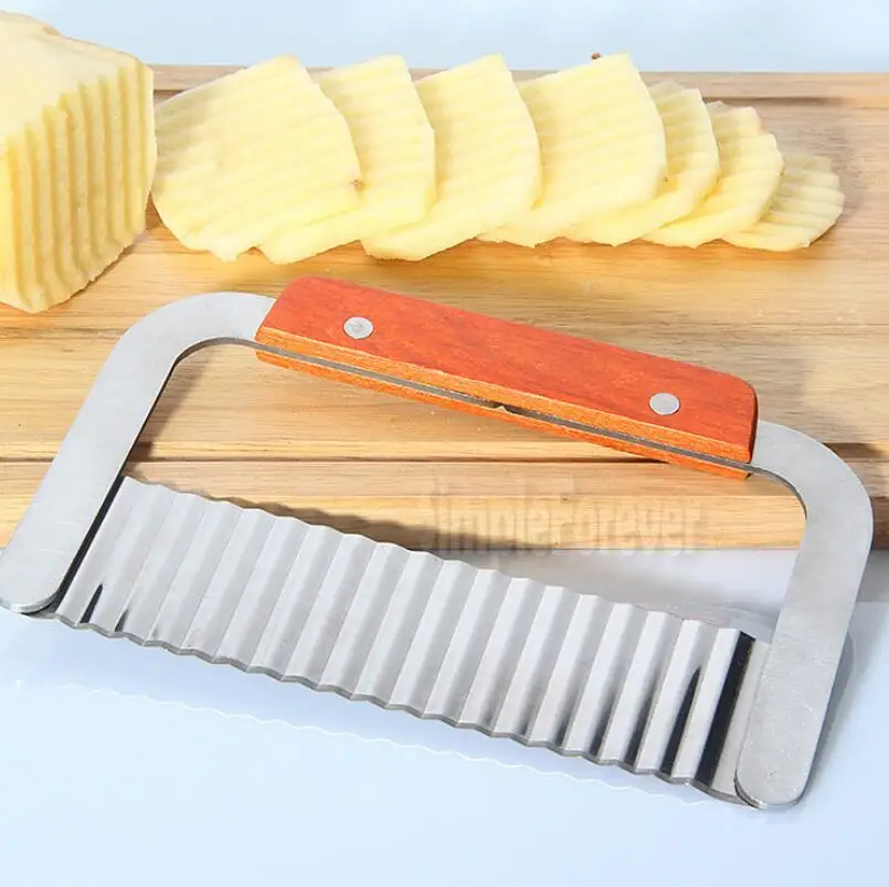 

Crinkle Cutter Wax Vegetable Soap Wavy Cutter Stainless Steel Potato Carrot Wavy Slicer Kitchen Tool