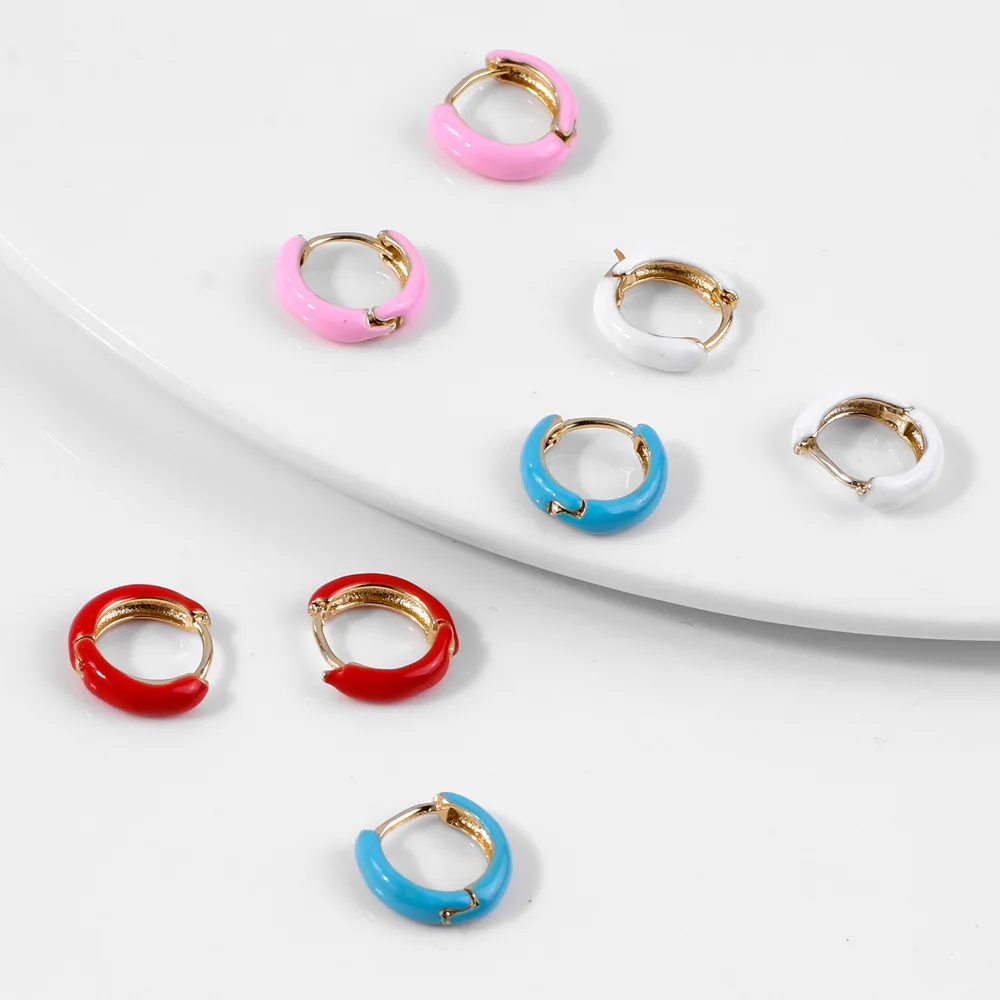 New Fashion Simple Red Blue Pink White Small Ear Circle Earrings For Women Geometric Round Ear Buckle Earrings Popular jewelry