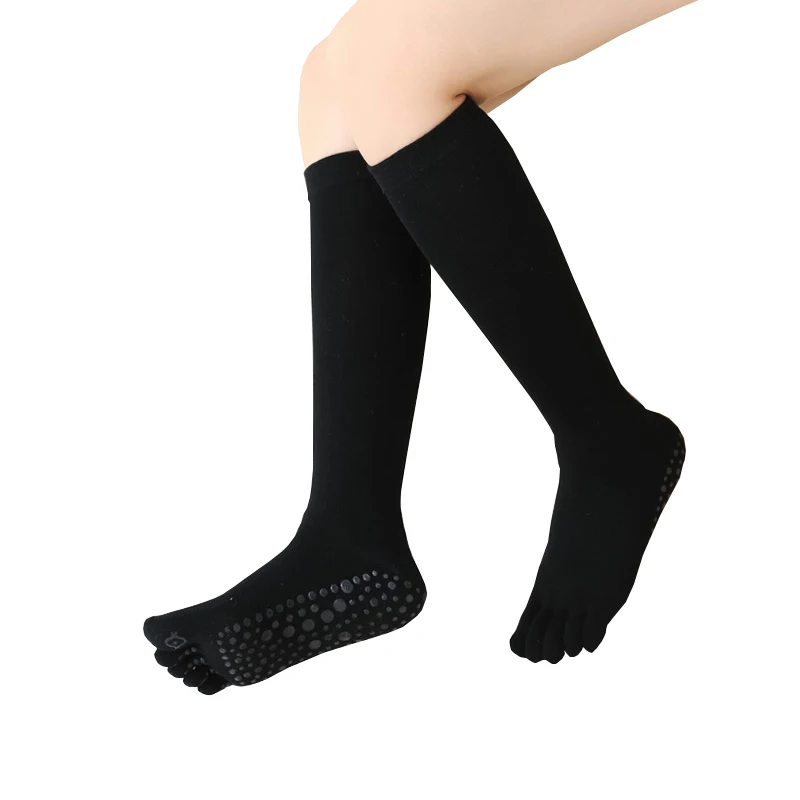 

Women's Yoga Socks Cotton Absorb Sweat Anti-slip Sports Sock Sping Medium Thickness Pilates Training Under-knee Five Toe Socks