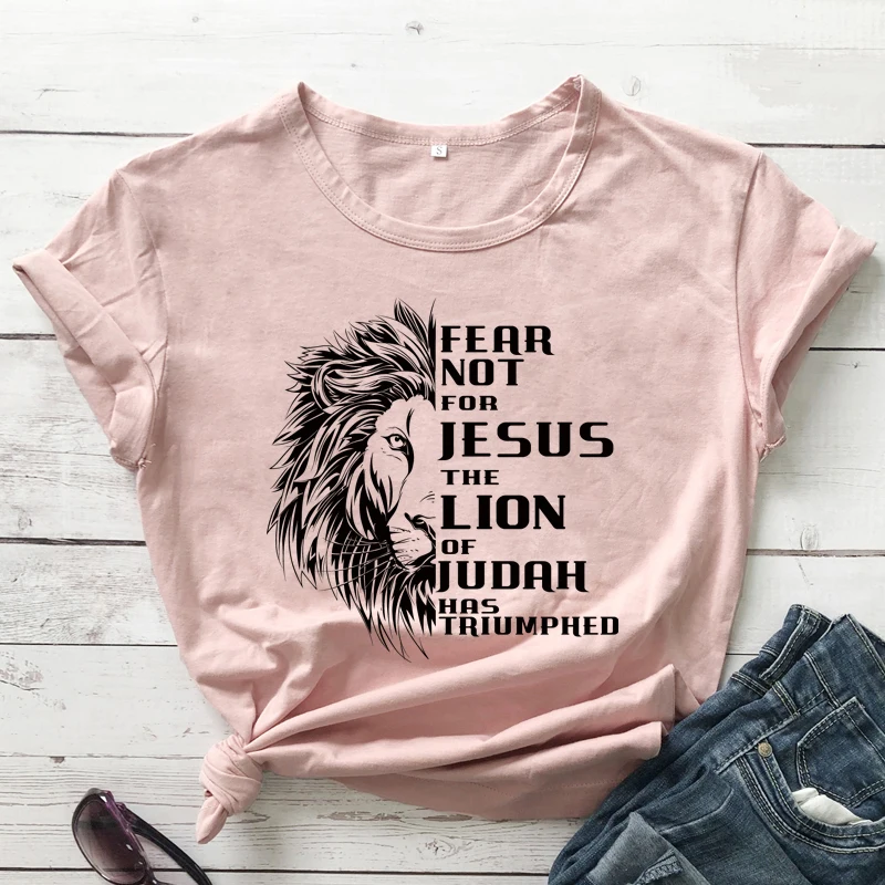 Fear Not For Jesus Lion T-shirt Aesthetic Unisex Christian Bible Top Tee Women Vintage Hipster Religion Tshirt