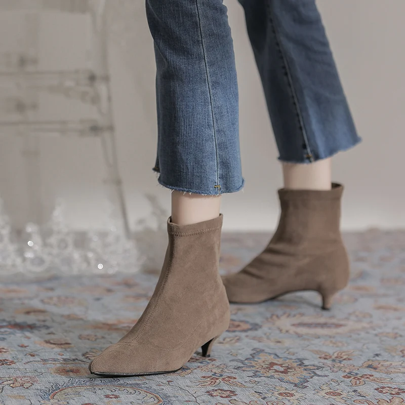 2022 Winter INS Luxury Women Low Heels Stretch Fabric Suede Sock Boots Brand Female Kitten Heels Flock Ankle Boots Party Shoes