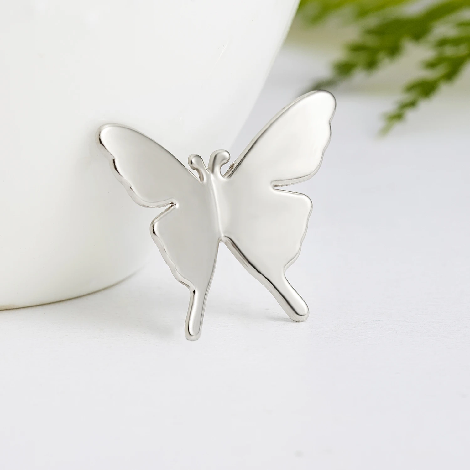 Rinhoo Fashion Alloy Women Men Enamel Brooches Pin Glasses Sunglasses Frame Scissor Aircraft Airplane Badge Lapel Button Jewelry