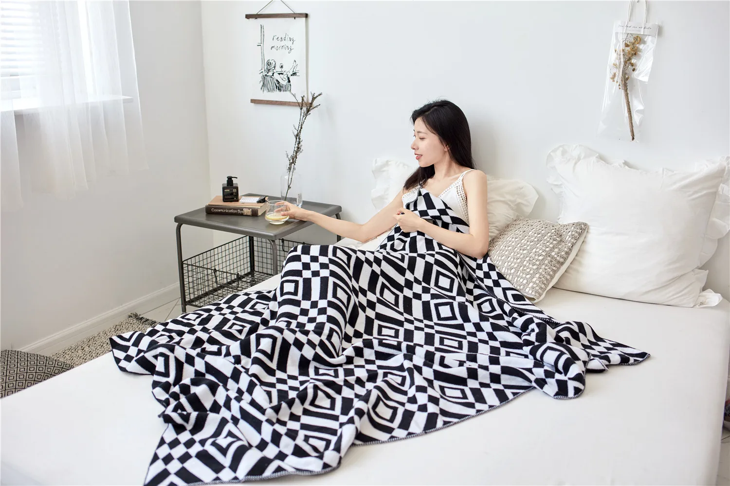 

Cotton geometric plaid knitted blanket Office lunch break blanket air conditioning blanket baby blanket blankets for beds