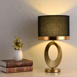 Nordic Light Luxury Desk Lamp Bedroom Living Room Study Creative Simple Modern Retro Decoration Lovely Bedside Lamp