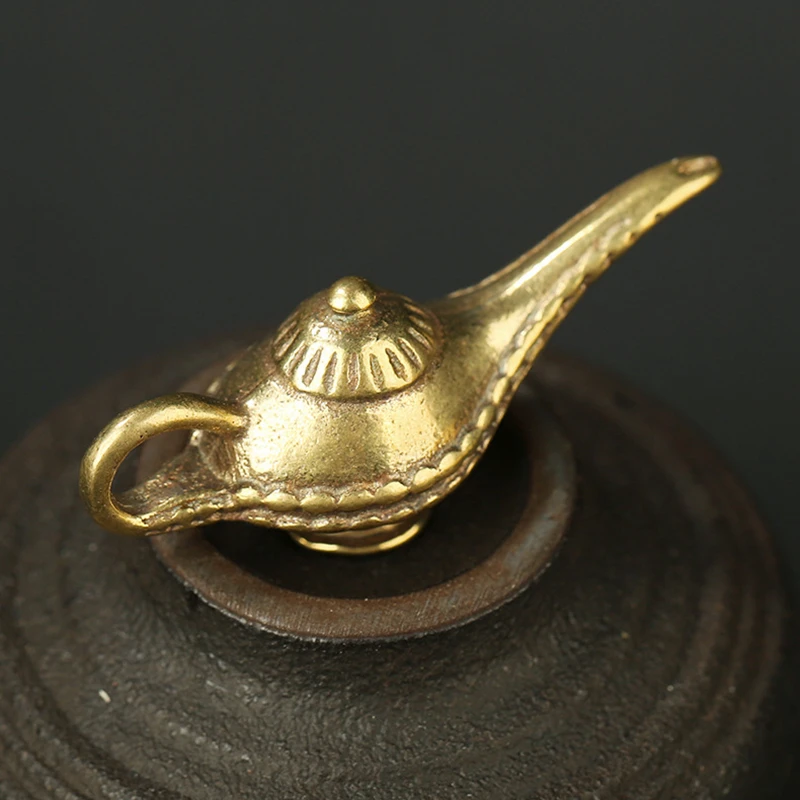 Brass Aladdin Magic Lamp Men Car Keychain Pendant Decoration Trinket Metal Copper Oil Lamp Keyring Hanging Fashion sculpture