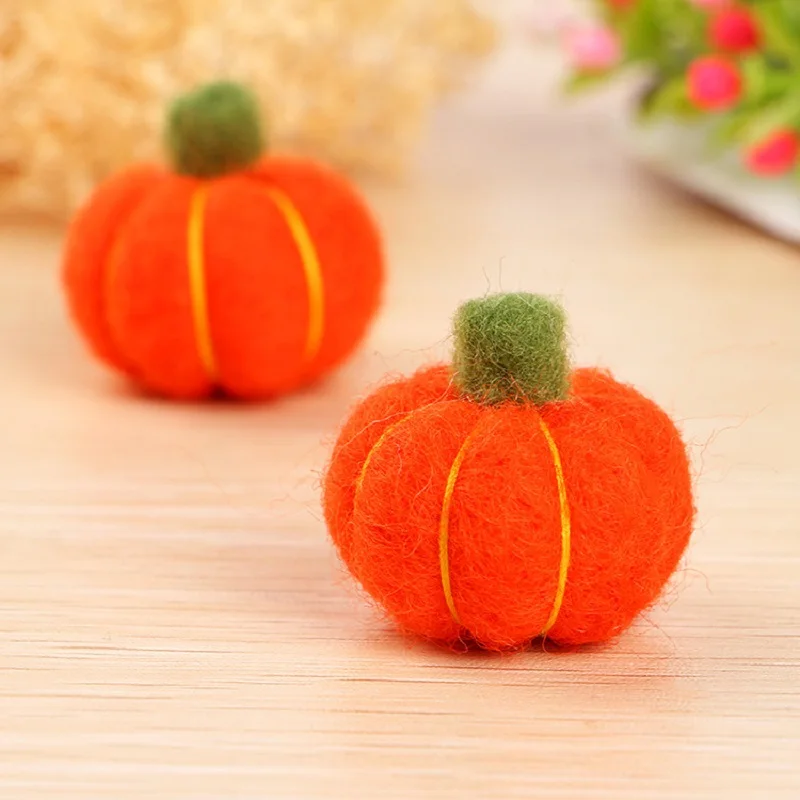 5PCs Halloween Pumpkin Wool Felt Pumpkin DIY Cute Felt Balls Needlepoint Kit Craft Needle Craft Handmade Girls Jewelry Decoratio