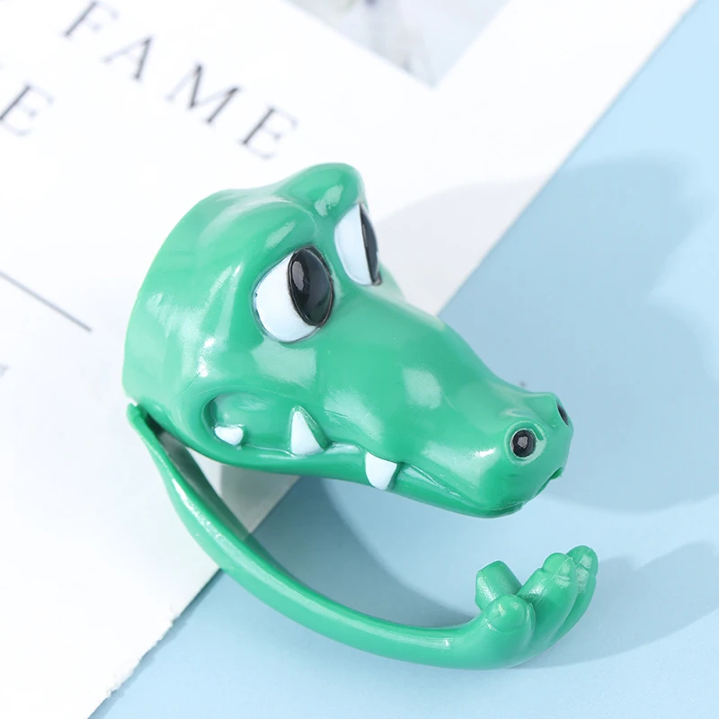 1PC Green Plastic Cute Cartoon Bathroom Toothpaste Squeezers Extruder Clip Easy Dispenser Accessories Home Decoration