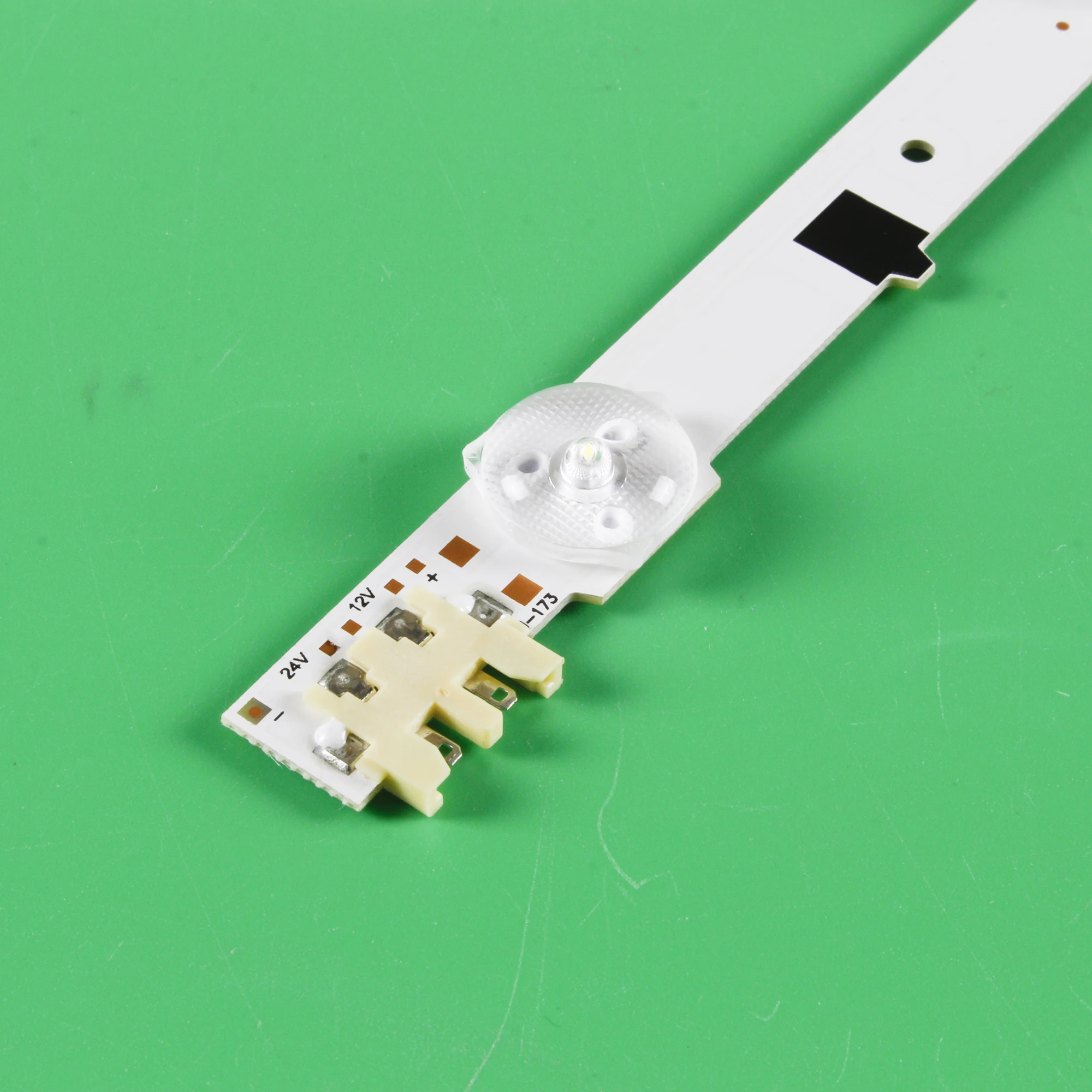 LED STRIP FOR SAMSUNG D2GE-320SC0-R3 2013SVS32H UE32F5000 UE32F6100 UE32F4000 UN32F5500 un32f4200 UE32F6800