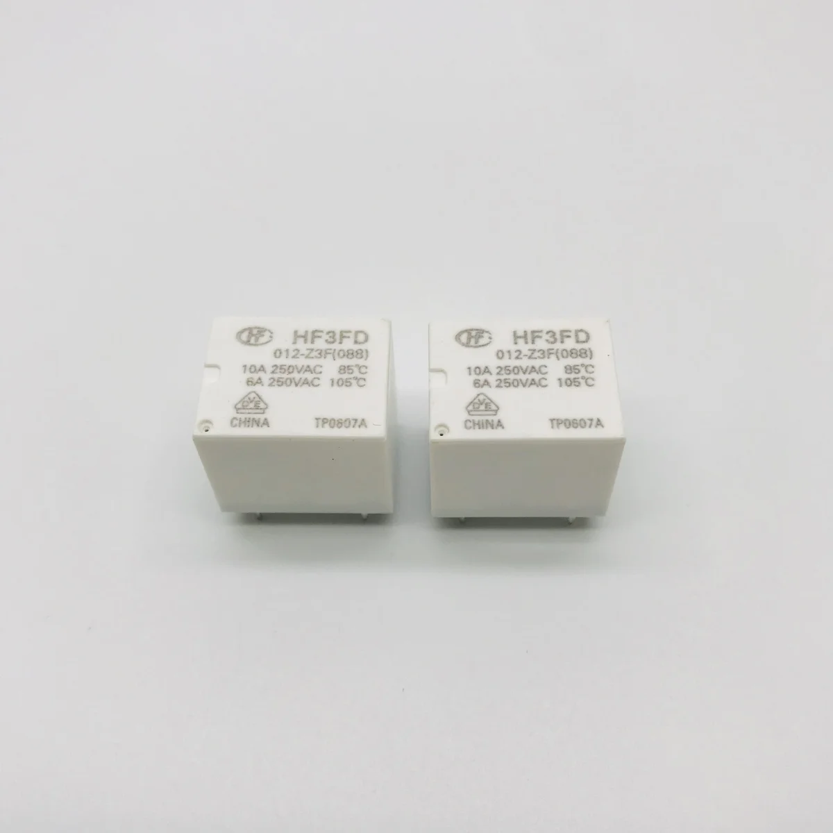 HF3FD-012-Z3F(088) 10A 250VAC 12VDC relays