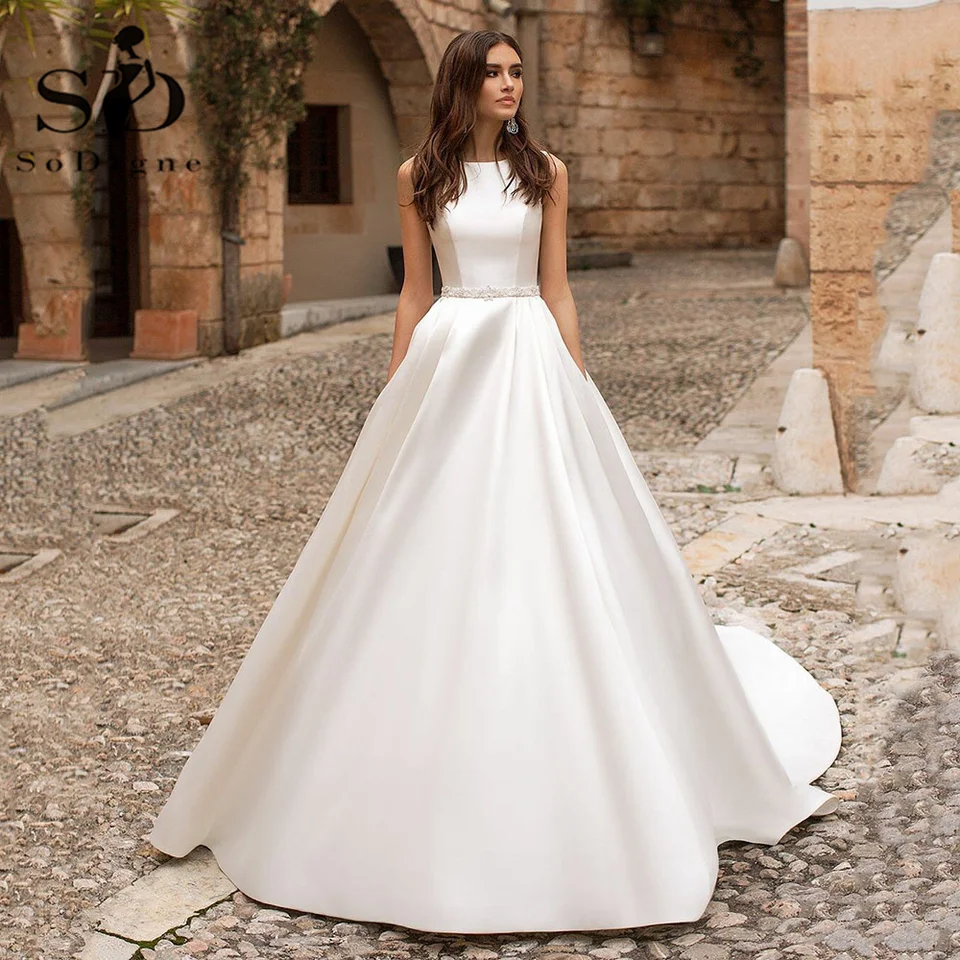 white christmas dresses Darling Wedding Dress Anne Barge main image 1