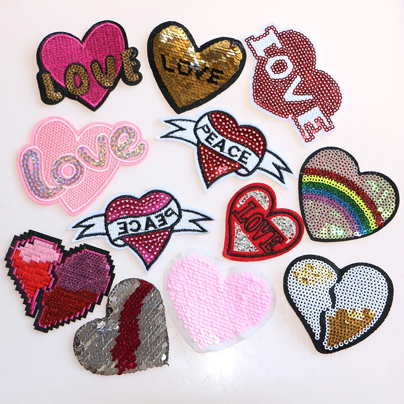 

Fashion Heart Shapes Rainbow Sequin Icon Embroidered Applique Patches For Kawaii Clothes DIY Iron on Badges on the Bbackpack