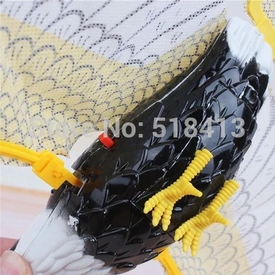 Elektryczne zwierzę elektryczny orzeł symulacja drutu kurierskiego Feiying ptaki Model zwierzęcia zabawki dla dzieci z lampą muzyka unisex 2021