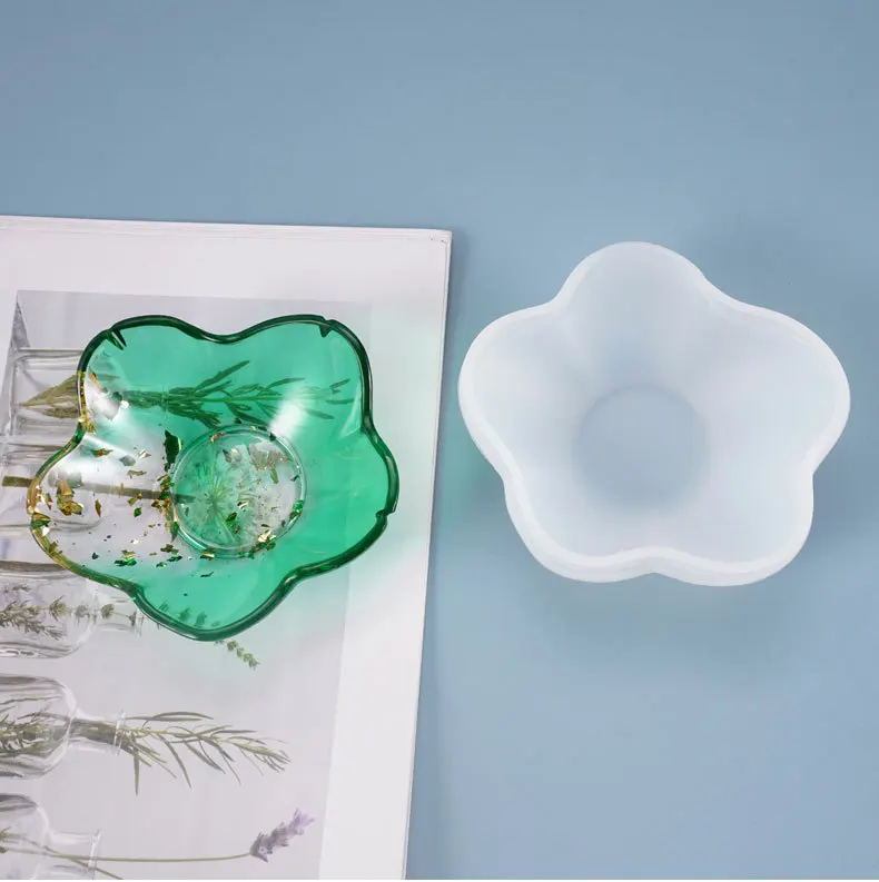 DIY Crystal Silicone Mold Flowers Disc Small Swing Table Container Candy Fruit Storage disc Mirror Resin Mold Home Decoration