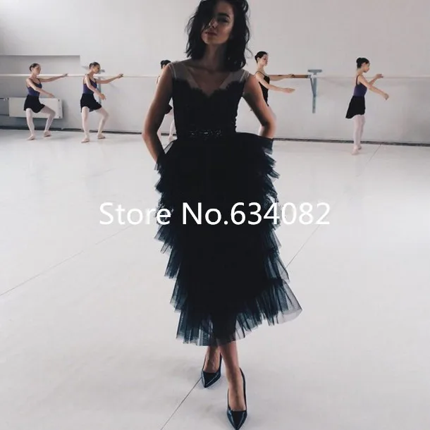 

Tea Length Black Tulle Ruffles Prom for Party gown 2018 vestidos V neck Formal for Events Special Occasions bridesmaid dresses