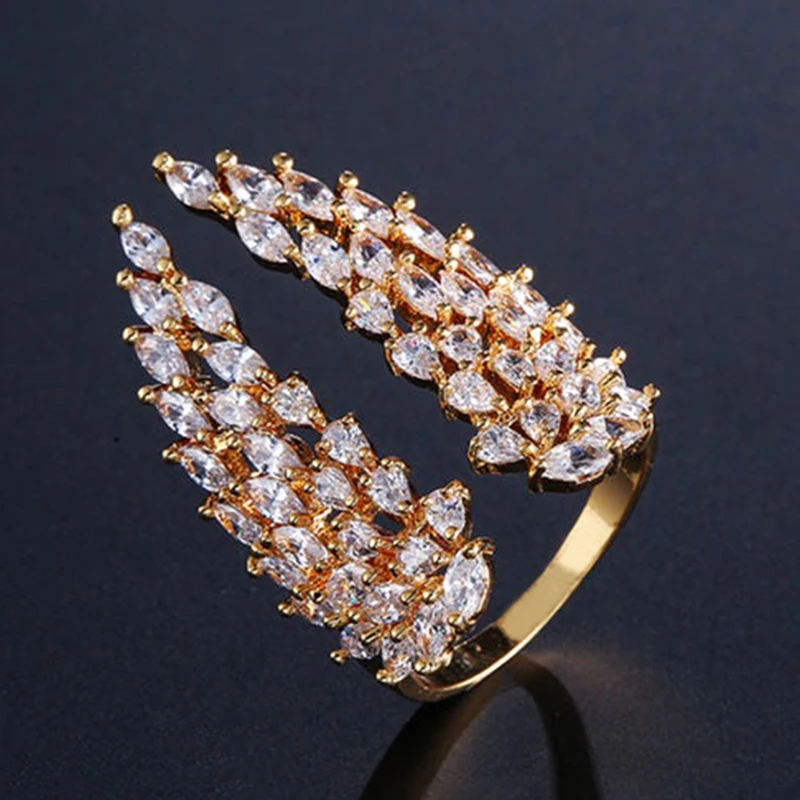 Women's Adjustable Bling Wing Feather Ring, Romantic Design