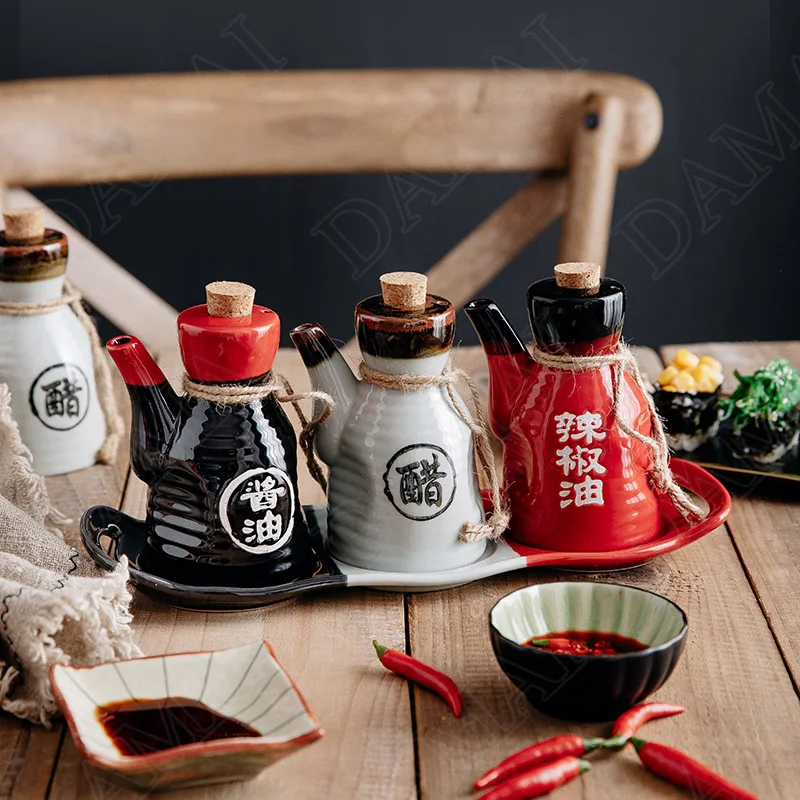 Japanese-style Ceramic Oil Dispenser Bottle Set Retro Painted Porcelain Soy Sauce Chili Cruet Seasoning Container Kitchen Tools