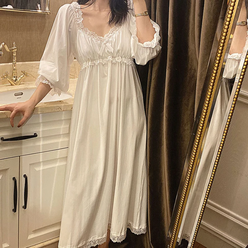 Victorian Cotton Night Dress Women Autumn White Long Peignoir Vintage Romantic Nightgowns Padded Sexy Nightie Princess Sleepwear