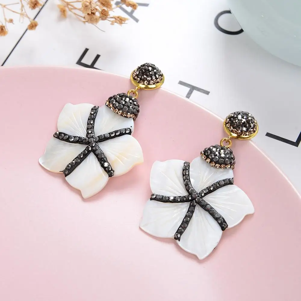 

2020 New Design Bohemia Earring Black Rhinestone Natural Shell Flower Drop Earrings For Women Fashion Jewelry Kolczyki Wiszace