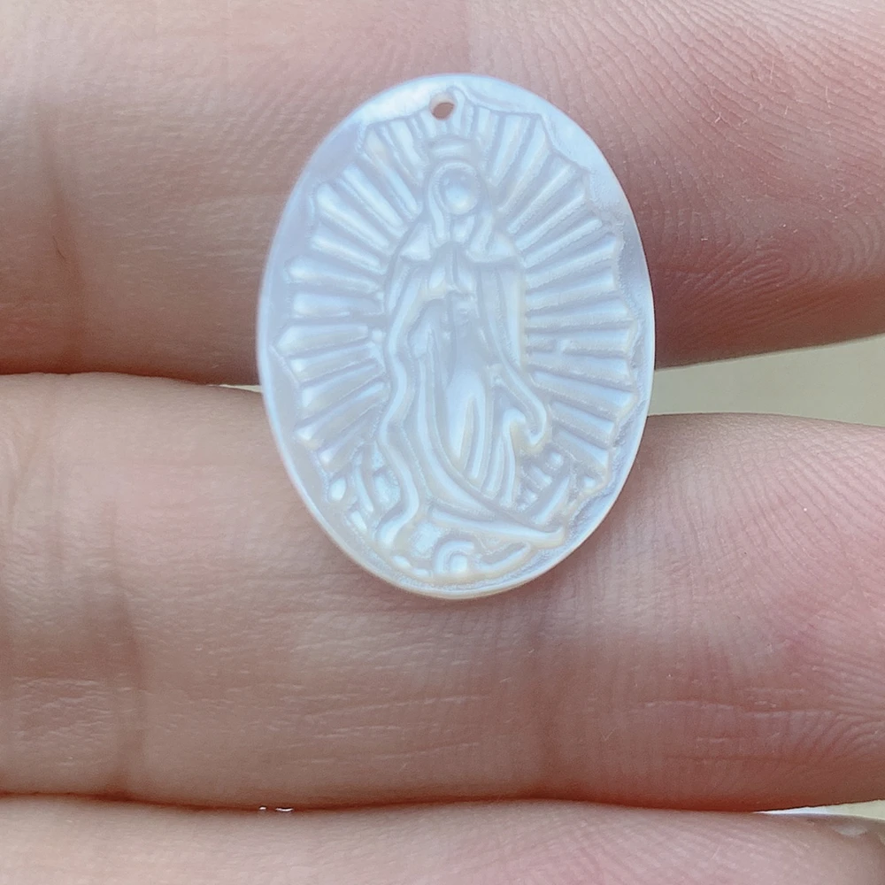 Natural MOP Pearl Shell Oval Sacred Guadalupe Virgin Child Pendants Charms For Jewelry Making Necklace Bracelet Accessories