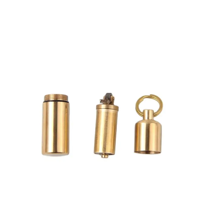 Small Portable Brass Metal Golden Oil Lighter Retro Grinding Wheel Mini Outdoor Waterproof Keychain Lighter