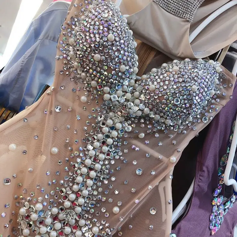 Kobiety nowe świecące cyrkonie perła Mesh przezroczyste piosenkarka Sexy body Performance Party świętuj Glisten kostium kombinezon