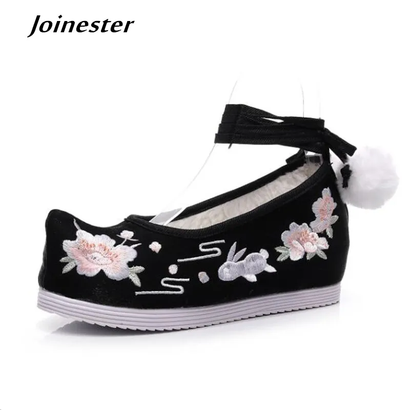 Cocked Toe Ancient Style Women Cotton Fabric Shoes Ankle Strap Embroidery Dancing Shoe Height Increase Pumps Ladies Dress Pumps