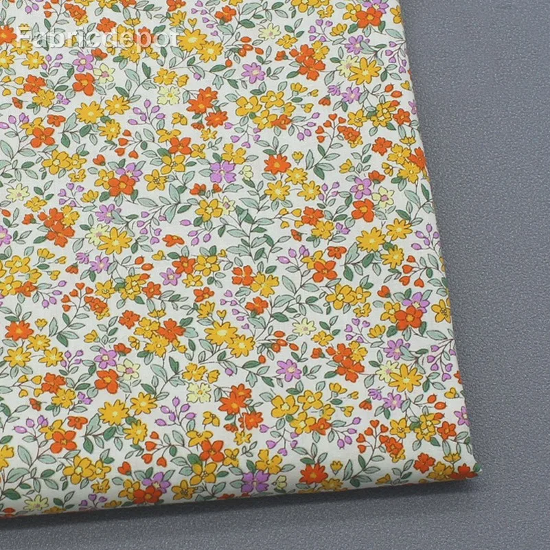 Tecido floral pequeno fresco da seção fina do algodão puro da tela da liberdade do verão para costurar a roupa pelo medidor