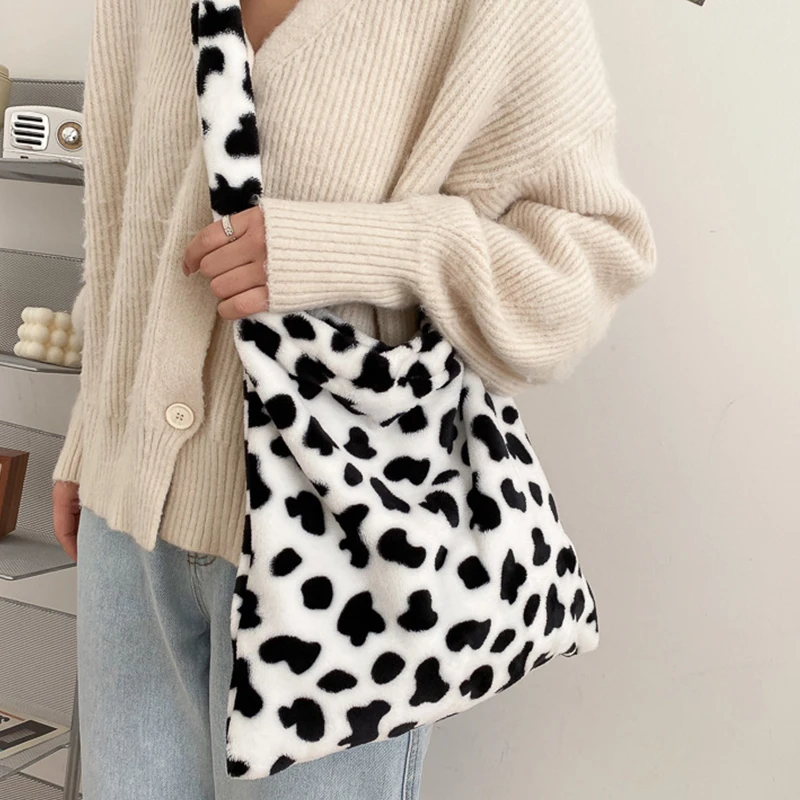 Winter neue Plüsch Umhängetasche weibliche Tier muster Umhängetasche warme Wolle Umhängetasche große Kapazität Eimer Handtasche – Detail 9
