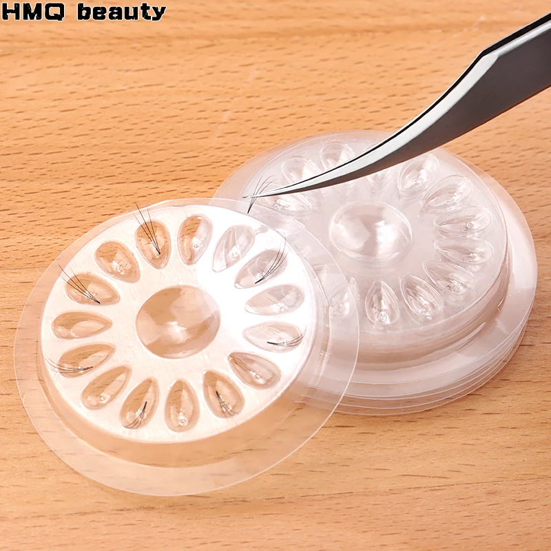 20pcs New Disposable Glue Gasket Plastic Holder Flower Shape Glue Pad For Eyelash Extension Transparent Eyelash Adhesive Pallet