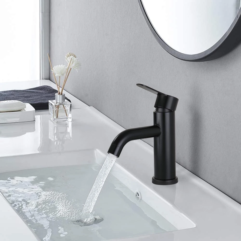 

AZOS Matte Black Bathroom Faucet Single Hole Bathroom Sink Faucet Single Handle Bathroom Basin Faucet