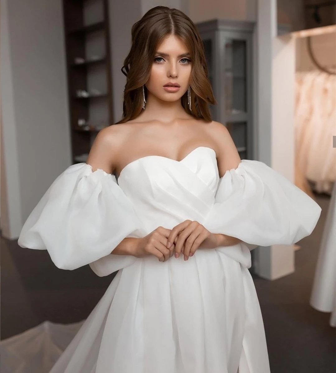 Vestido de casamento feminino em linha A, manga folhada, trem de varredura, vestido de noiva dividido, elegante princesa sem costas, querida, charmoso, novo