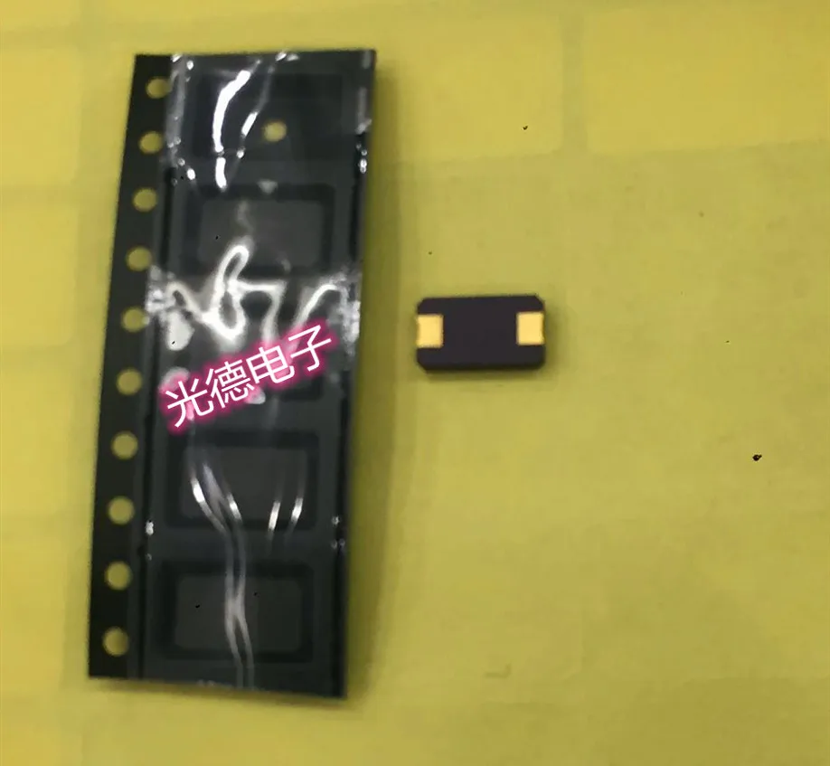 50PCS/ 4.000MHZ 4MHZ 4M 8.0*4.5MM SMD 2 feet low frequency passive crystal oscillator
