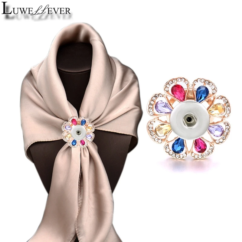 Luwellever Interchangeable 022 Rhinestone Flower Brooch Fit 18mm Snap Button Scarf Buckle Scarf Clips For Women Jewelry Gift