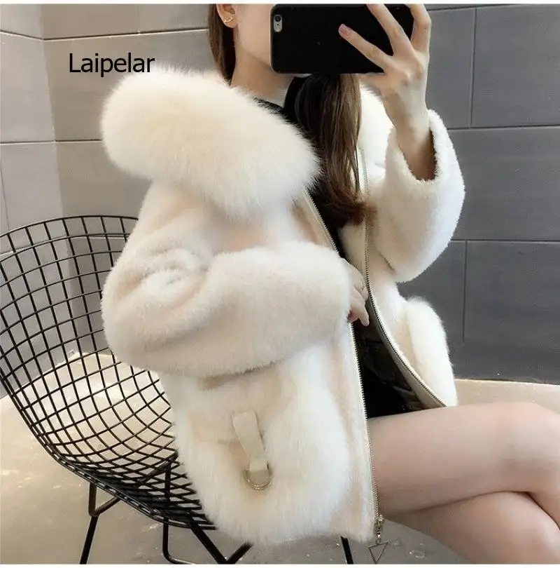 Women Short Hooded Wool Coat Korean Autumn Winter Fake Fox Fur Collar Woolen Overcoat