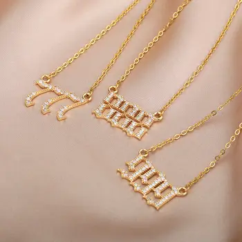 鋯石天使數字項鍊,金色不銹鋼材質,吊墜包含111、222、333三個數字,可作鎖骨鏈佩戴,波西米亞風飾品,是饋贈佳品。 8 最佳銷售 天使數字項鍊 - №8