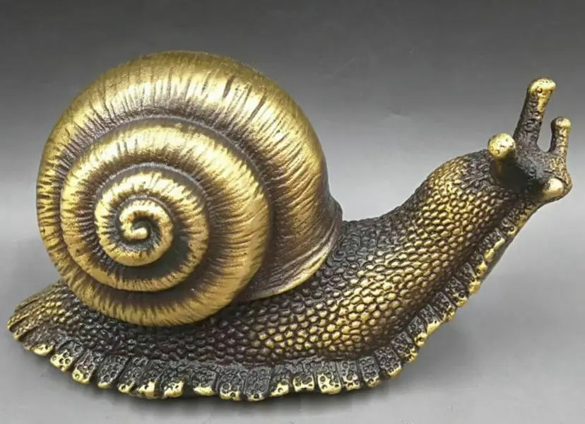 

Collection CHINESE BRASS HAND-CARVED snail statues decoration